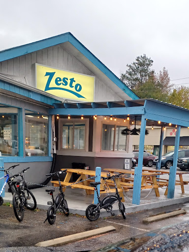 Zesto Forest Drive